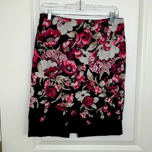 White House Black Market pencil skirt